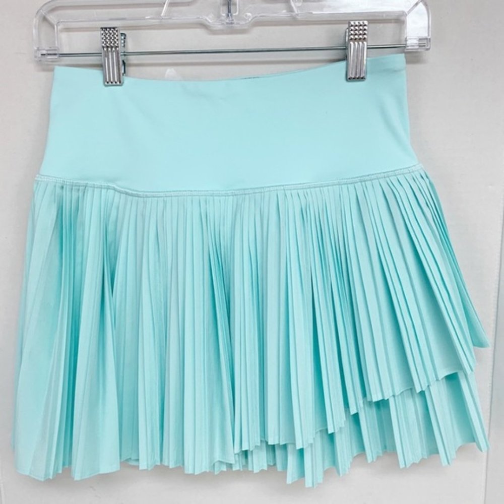 Rare Lululemon Ivivva skirt - Size 14 youth (Women's size 4)